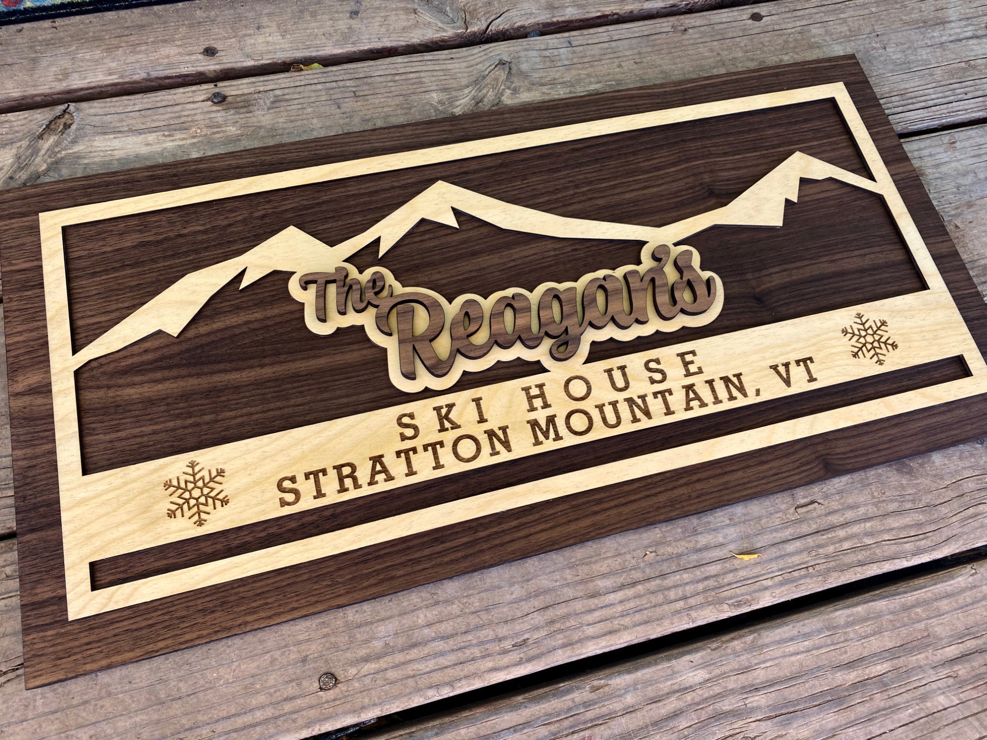 Ski Lodge Decor - Mountaincut